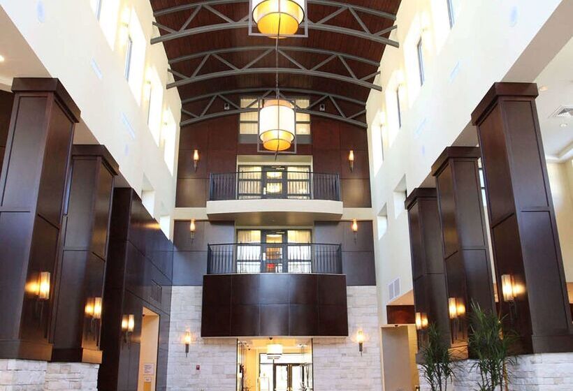 فندق Embassy Suites By Hilton Savannah Airport