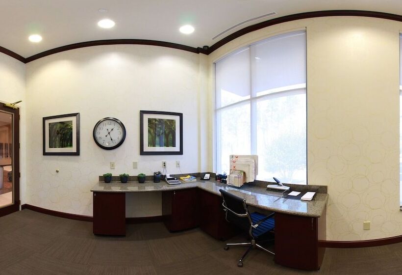 فندق Embassy Suites By Hilton Savannah Airport