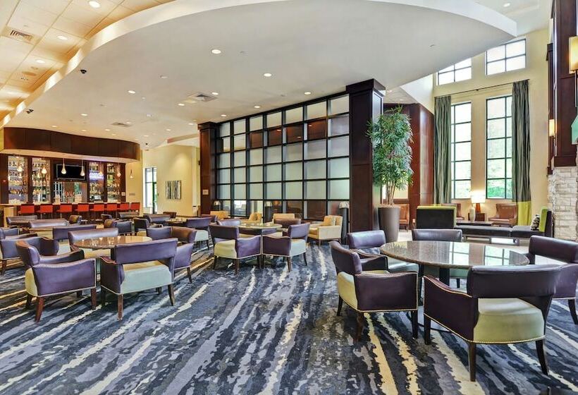 فندق Embassy Suites By Hilton Savannah Airport
