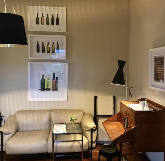 Отель Enoturismo Novavila Rias Baixas Wine Design