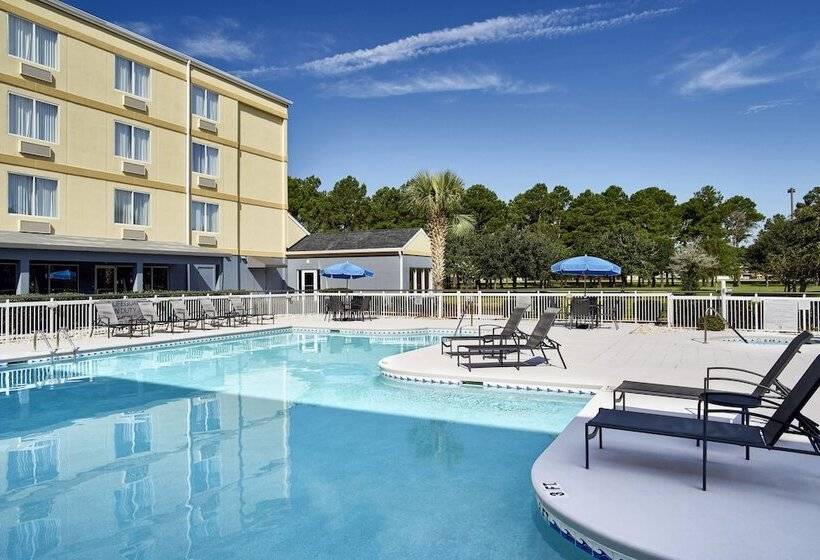هتل Fairfield Inn Myrtle Beach Broadway At The Beach