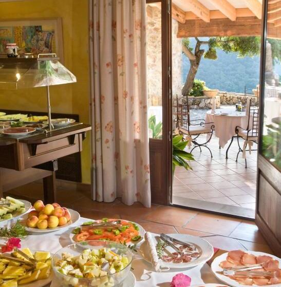 ホテル Finca Albellons