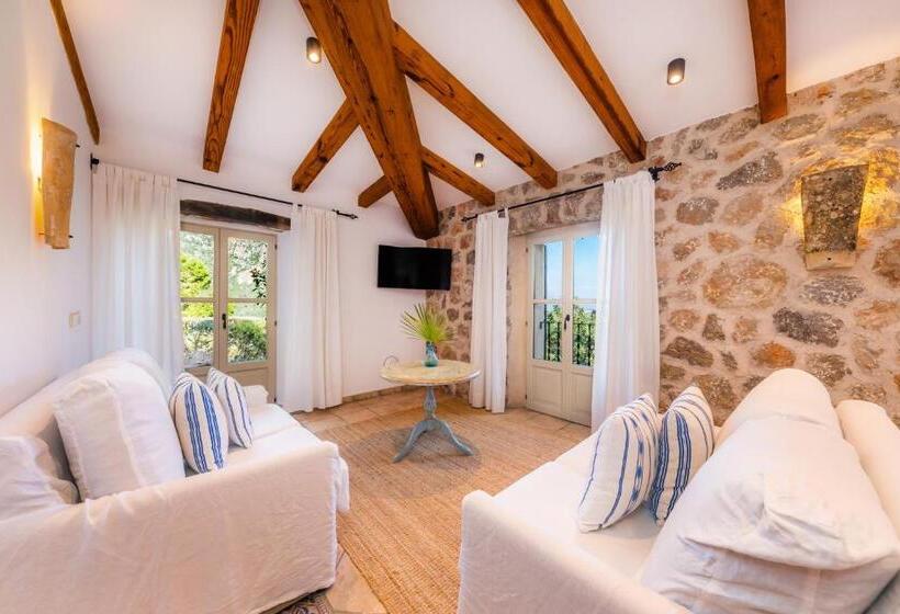 ホテル Finca Albellons