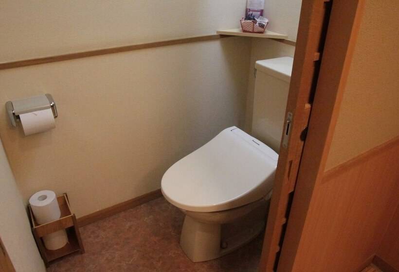 בית מלון כפרי Futaba