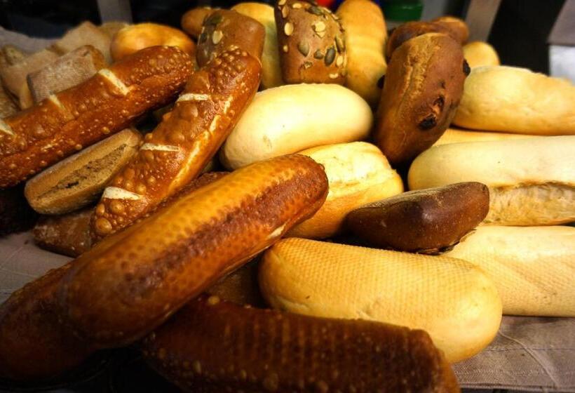 ホテル Gasthof Inselgraben Garni