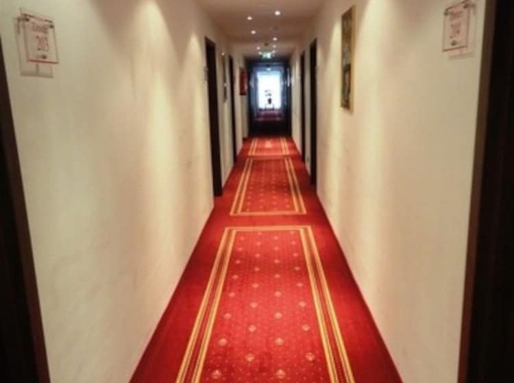 Grand Hotel Dream Main City Center