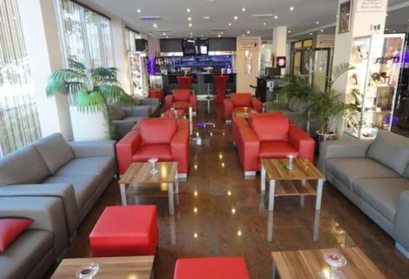 Grand Hotel Dream Main City Center