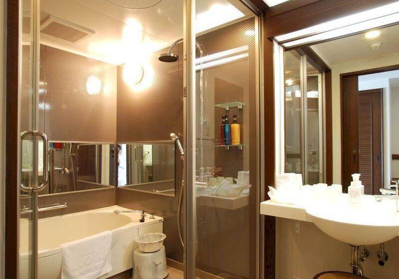 בית מלון כפרי Grandvrioresort Ishigakijima Ocean S Wing & Villa Garden