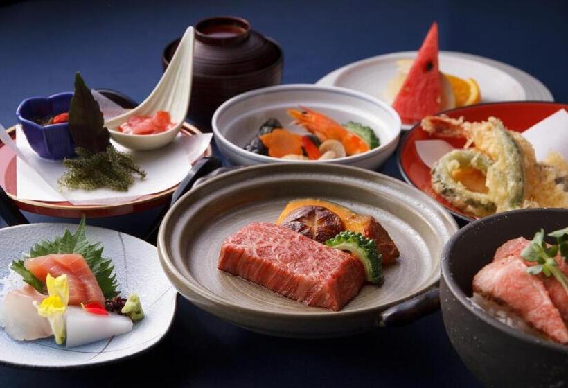 בית מלון כפרי Grandvrioresort Ishigakijima Ocean S Wing & Villa Garden