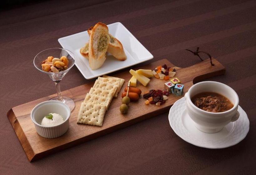 בית מלון כפרי Grandvrioresort Ishigakijima Ocean S Wing & Villa Garden