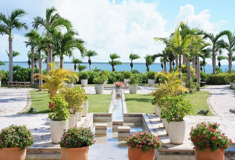 בית מלון כפרי Grandvrioresort Ishigakijima Ocean S Wing & Villa Garden