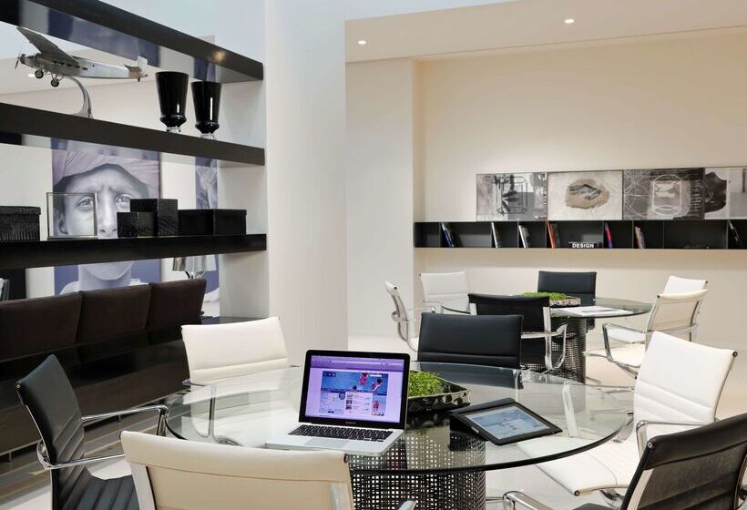 هتل H10 Berlin Ku'damm