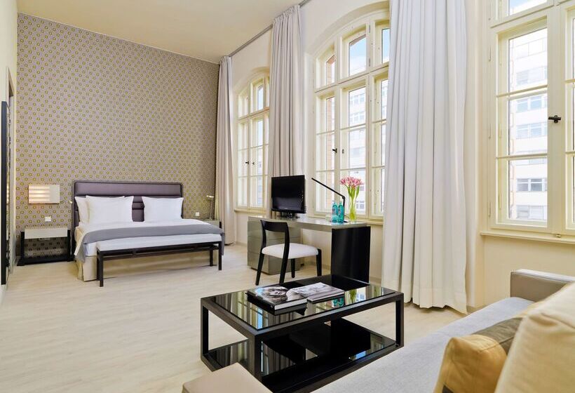 هتل H10 Berlin Ku'damm