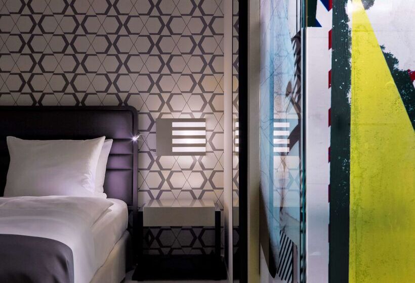 هتل H10 Berlin Ku'damm