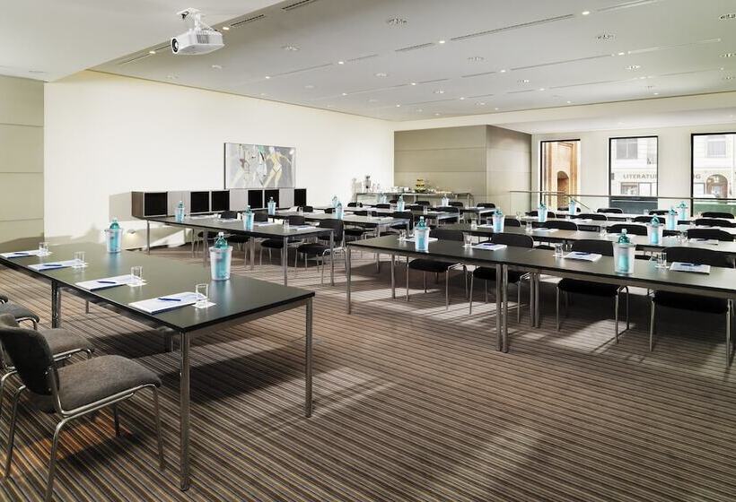 هتل H10 Berlin Ku'damm