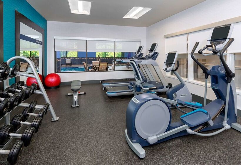 בית מלון כפרי Hampton Inn & Suites Hartford/farmington