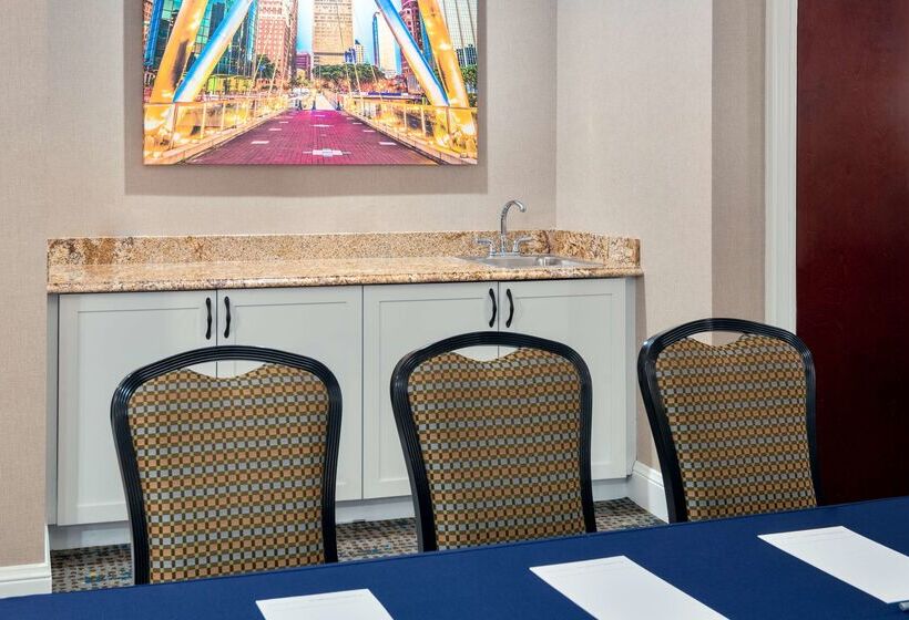 בית מלון כפרי Hampton Inn & Suites Hartford/farmington