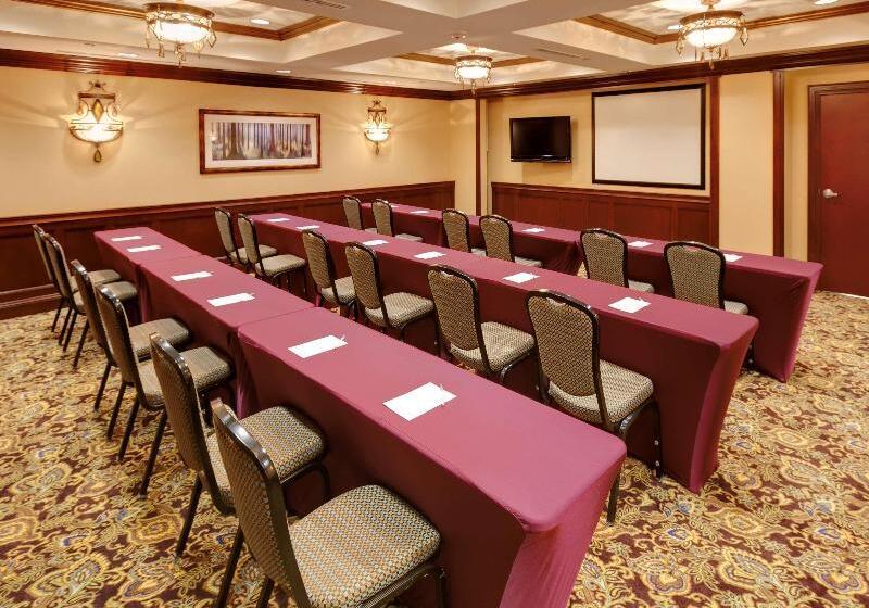 בית מלון כפרי Hampton Inn & Suites Hartford/farmington