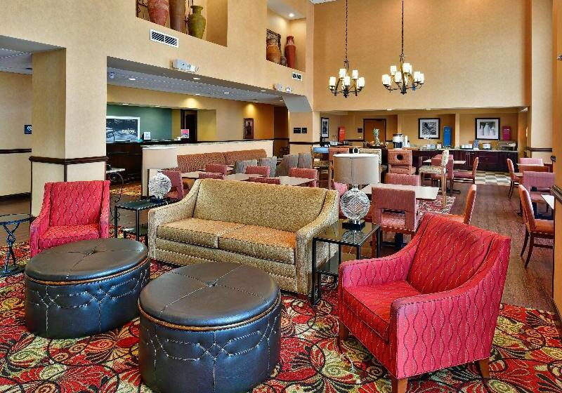 호텔 Hampton Inn & Suites Fredericksburg