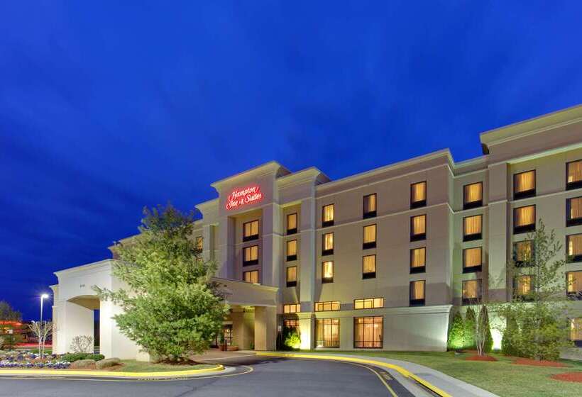 호텔 Hampton Inn & Suites Fredericksburg South