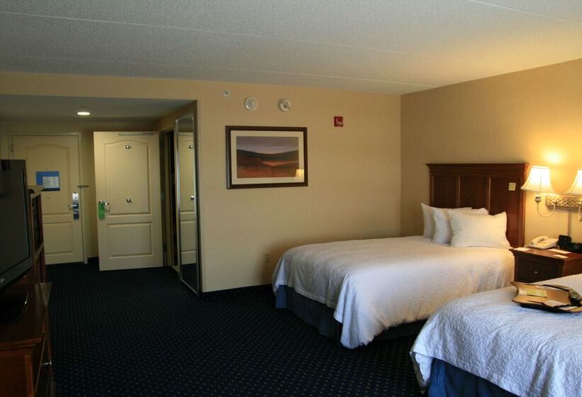 호텔 Hampton Inn & Suites Fredericksburg South