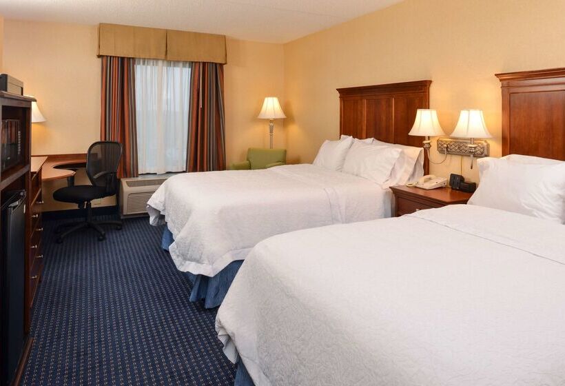 호텔 Hampton Inn & Suites Fredericksburg South