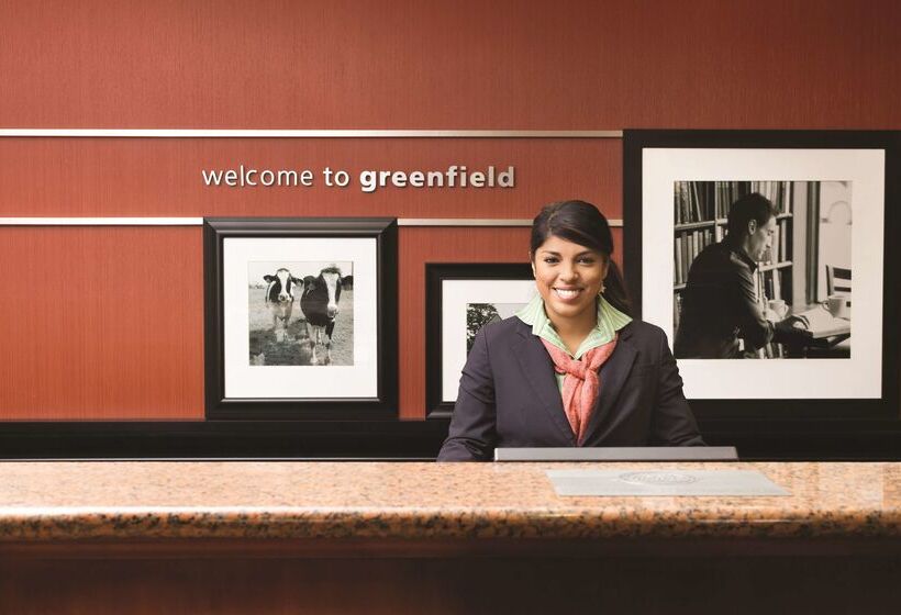 فندق Hampton Inn & Suites Greenfield