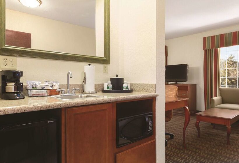 فندق Hampton Inn & Suites Greenfield