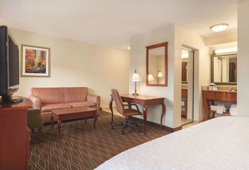 فندق Hampton Inn & Suites Greenfield