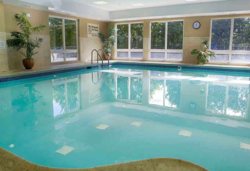 فندق Hampton Inn & Suites Greenfield