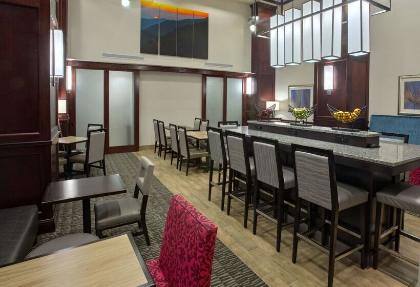فندق Hampton Inn & Suites Jackson