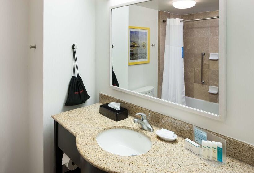 فندق Hampton Inn & Suites Jackson