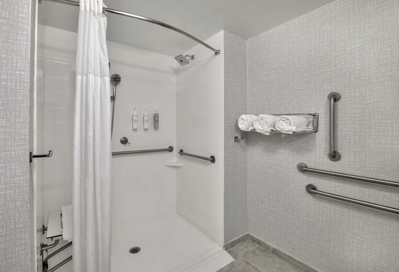 فندق Hampton Inn & Suites Jackson