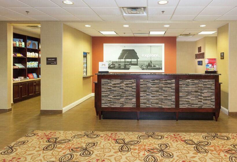 فندق Hampton Inn Suites Jacksonville Airport