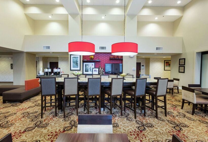 فندق Hampton Inn Suites Jacksonville Airport