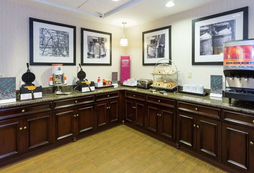 فندق Hampton Inn Suites Jacksonville Airport
