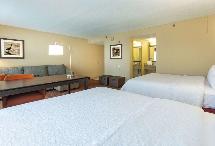 فندق Hampton Inn Suites Jacksonville Airport
