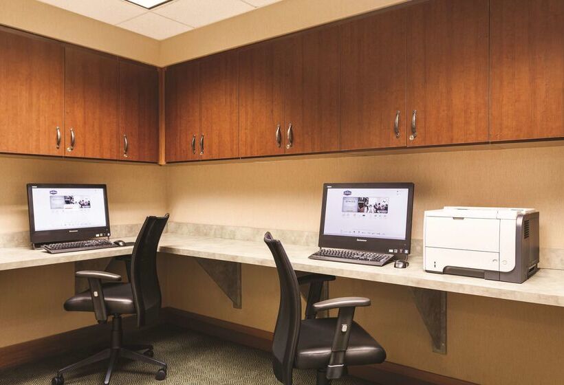 酒店 Hampton Inn & Suites Lake George