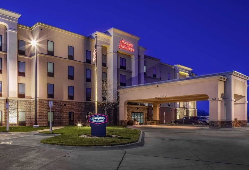 Отель Hampton Inn & Suites Lincoln Northeast I 80