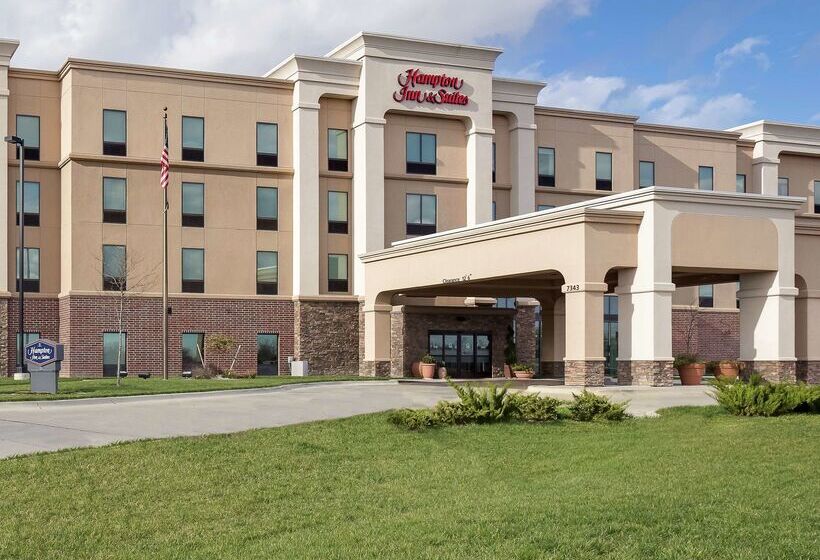 Отель Hampton Inn & Suites Lincoln Northeast I 80