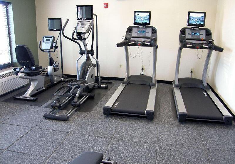 Отель Hampton Inn & Suites Lincoln Northeast I 80