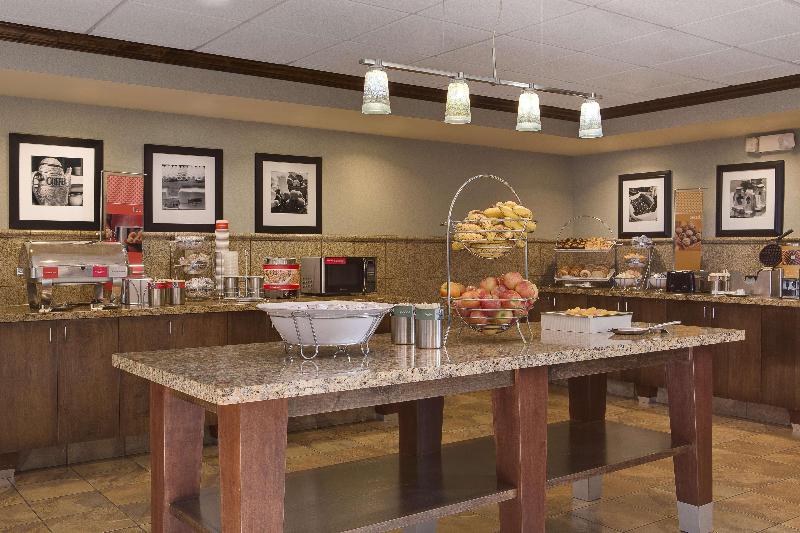 בית מלון כפרי Hampton Inn & Suites Lincoln   Northeast I 80