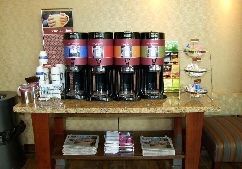 בית מלון כפרי Hampton Inn & Suites Lincoln   Northeast I 80