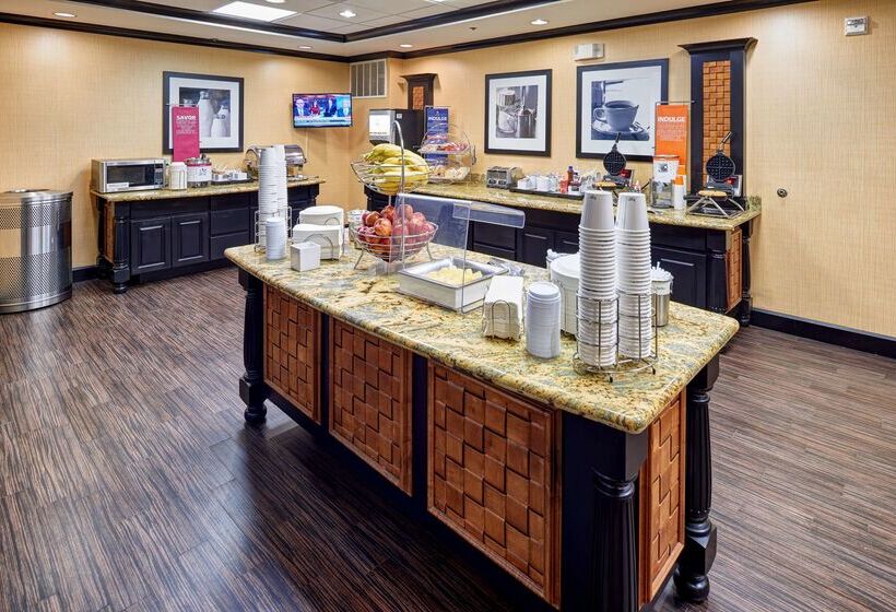בית מלון כפרי Hampton Inn & Suites Longview North