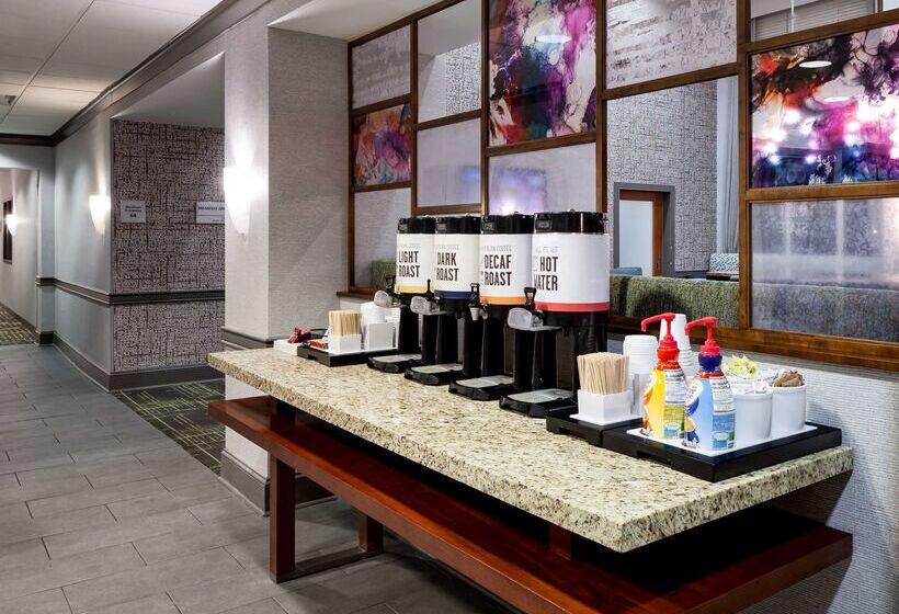 ホテル Hampton Inn & Suites Mobile I 65@ Airport Blvd