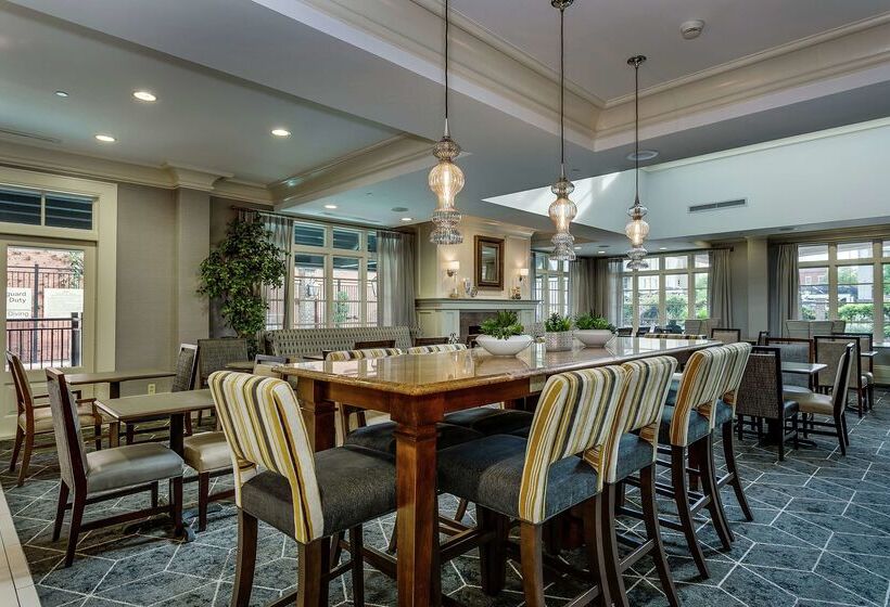 ホテル Hampton Inn & Suites Mobile  Downtown Historic District