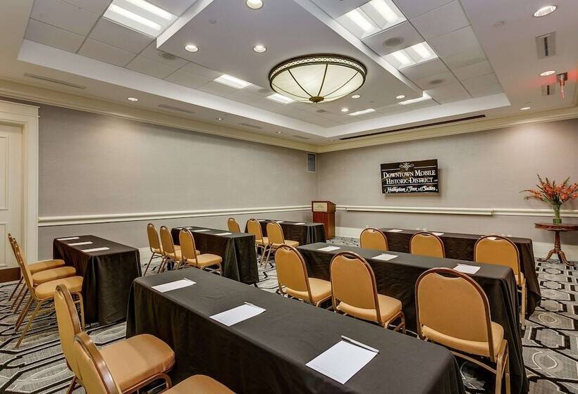 ホテル Hampton Inn & Suites Mobile  Downtown Historic District