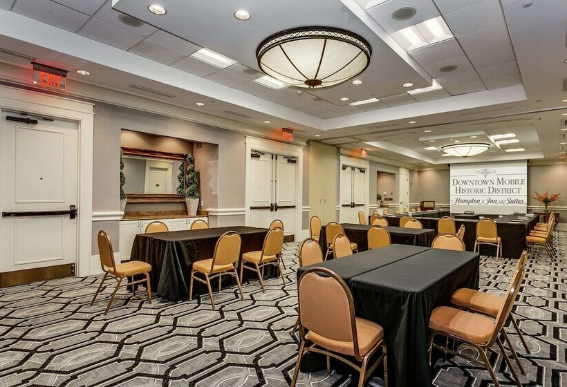 ホテル Hampton Inn & Suites Mobile  Downtown Historic District