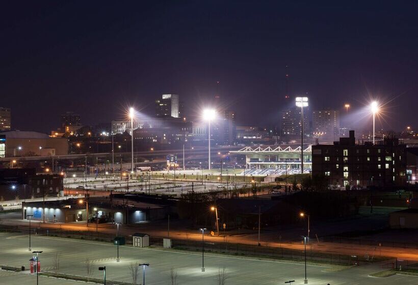 ホテル Hampton Inn & Suites Omaha Downtown