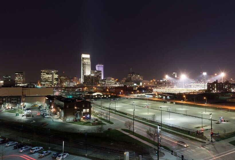 ホテル Hampton Inn & Suites Omaha Downtown